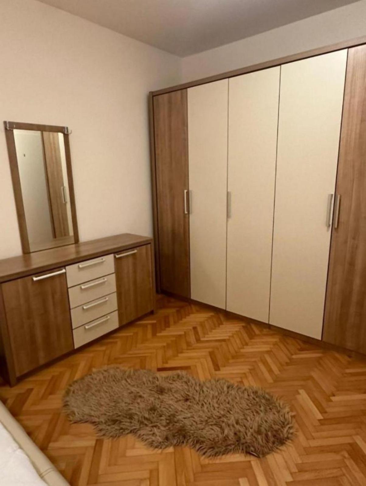Mila Kisela Voda Apartment *