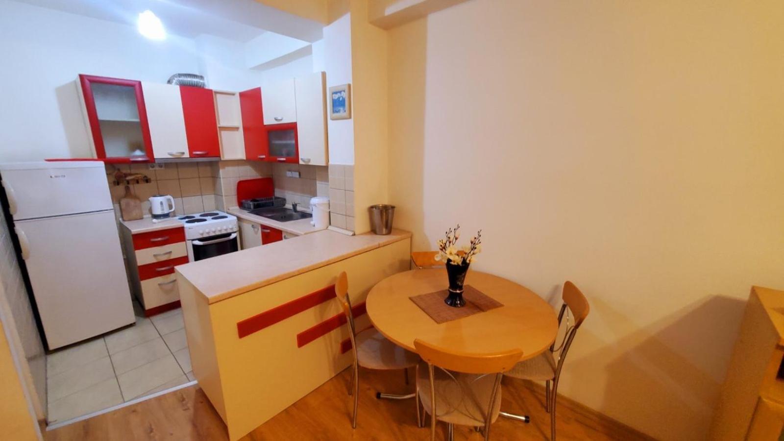 Mila Kisela Voda Apartment *